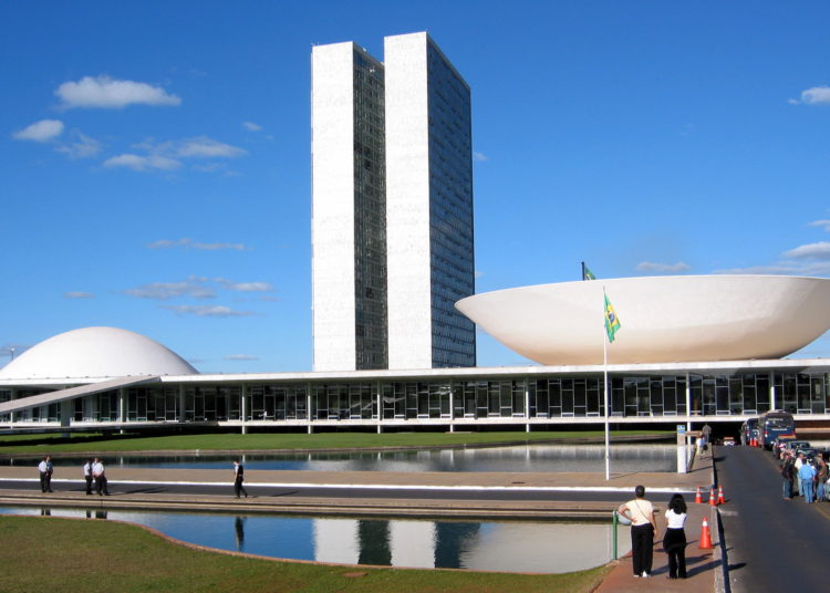 Congresso Aprova Or Amento Sal Rio M Nimo De R Para