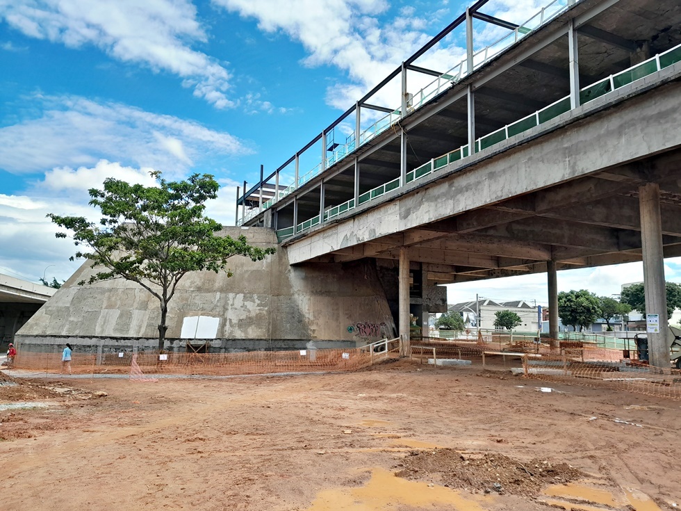 Vamos Transformar A Cidade Num Canteiro De Obras Diz Roberto Em