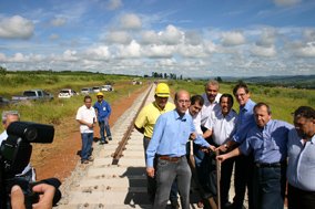 Políticos goianos acompanharam o presidente da Valec na visita às obras da ferrovia Norte Sul em Anápolis
