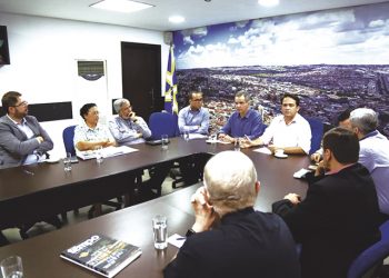 Reunião tri-partítie discutiu os rumos para o apoio à Santa Casa de Misericórdia de Anápolis