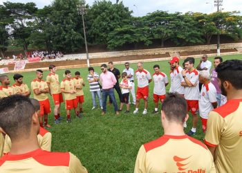 Presidente Leandro Ribeiro quer um time de guerreiros no Campeonato Goiano