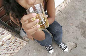 jovens têm contato cada vez mais cedo com bebidas alcoólicas