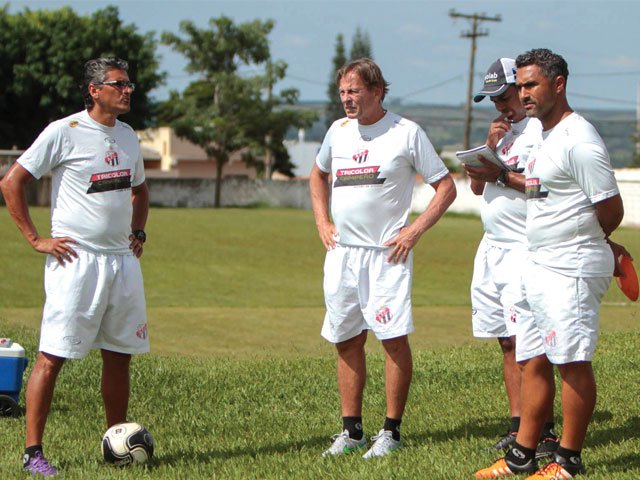 A intenção da diretoria é trazer de quatro a cinco contratações antes do inicio do Campeonato Brasileiro da Série D
