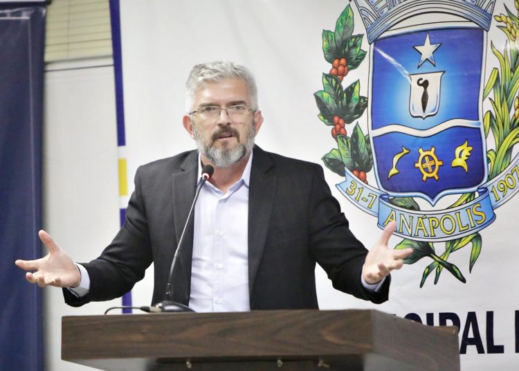 Delegado aposentado Glayson Reis