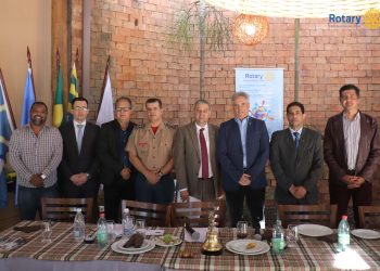 Presidente do Rotary DAIA, Amaury Esberard, recebeu autoridades das forças de segurança de Anápolis para um amplo debate envolvendo as demandas do setor empresarial