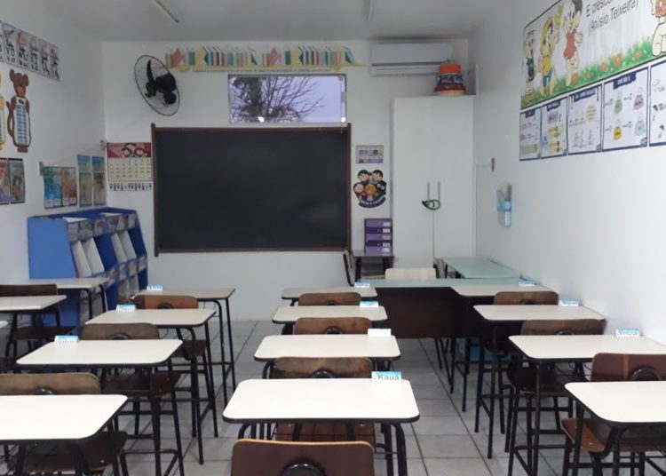 "Precisamos reestabelecer o vínculo do aluno com a escola", disse o prefeito