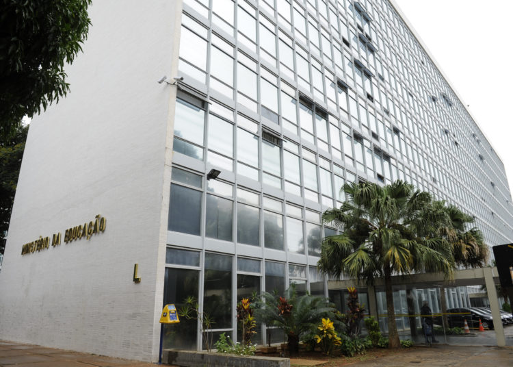 Fachada do Ministério da Educação (MEC), na Esplanada dos Ministérios, Brasília, DF.

Foto: Marcos Oliveira/Agência Senado