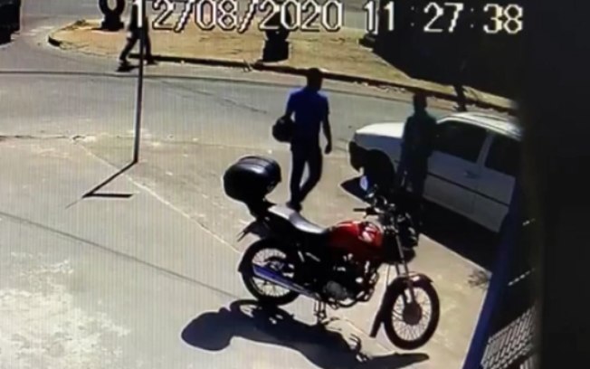 Imagem de video cedido pela Polícia Civil em que aparece Carlos Célio Soares, de 53 anos