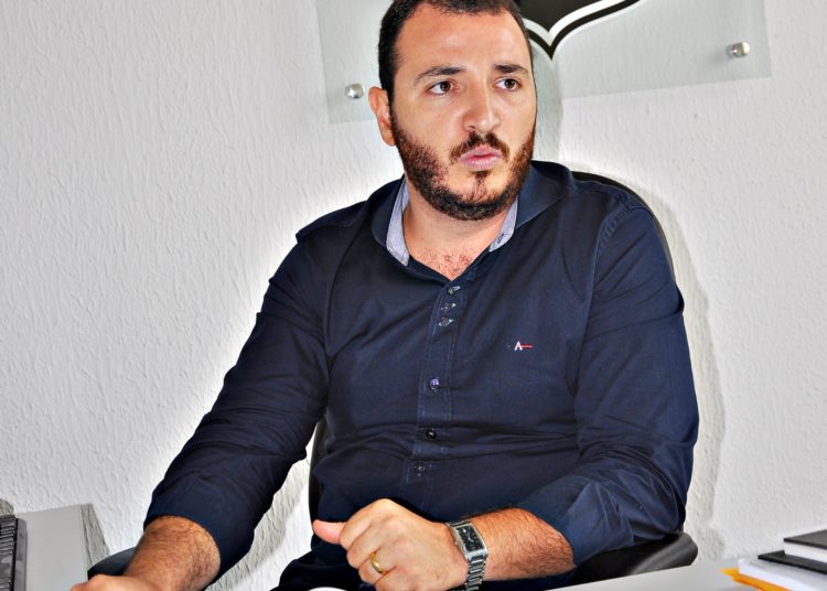 Vander-Coelho
