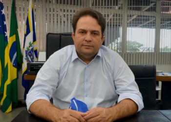 Prefeito Roberto Naves, em vídeo onde declara o fechamento das atividades não essenciais em Anápolis por 14 dias