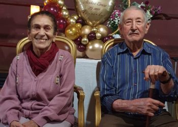 Quando se casaram, tinham 21 e 20 anos. Foram morar juntos e permanecem na mesma casa, numa fazenda no Daia, desde 1951