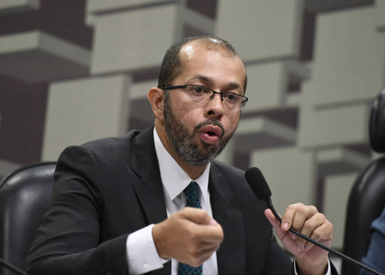 Alexandre Macedo é o nome indicado pelo centrão (Foto: Agência Senado)