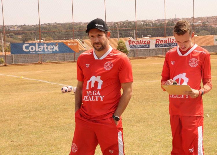 Pouco mais de dois meses após ser anunciado, Lucas Oliveira foi demitido da Anapolina (Foto: Comunicação/AAA)