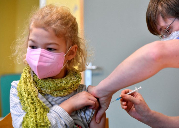 Vacina já é aplicada na Alemanha normalmente