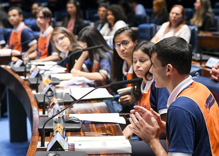 Programa jovem senador