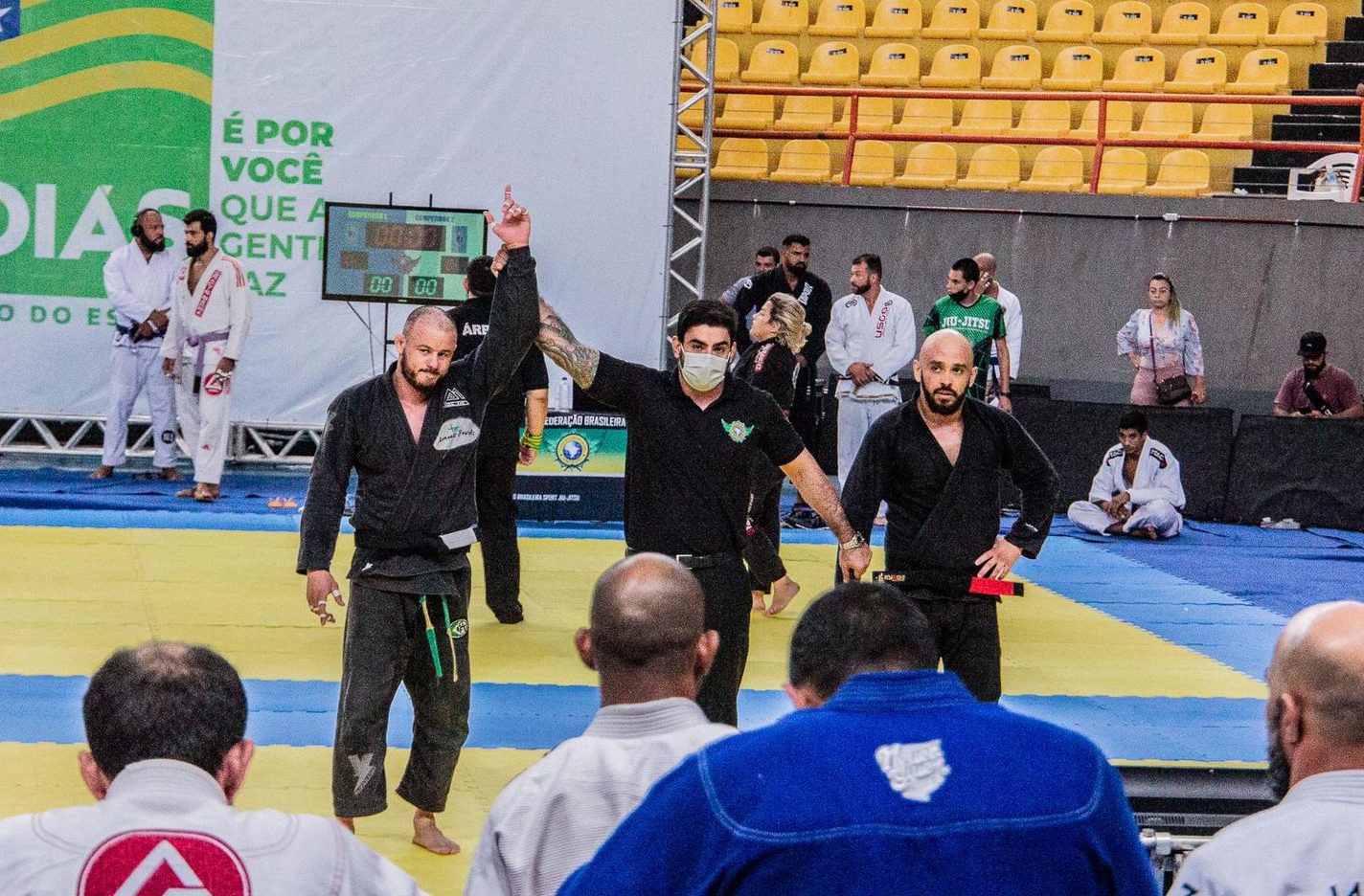 Campeão mundial de jiu-jitsu, Júnior Magal aborda trajetória e próximas  etapas no tatame - Contexto