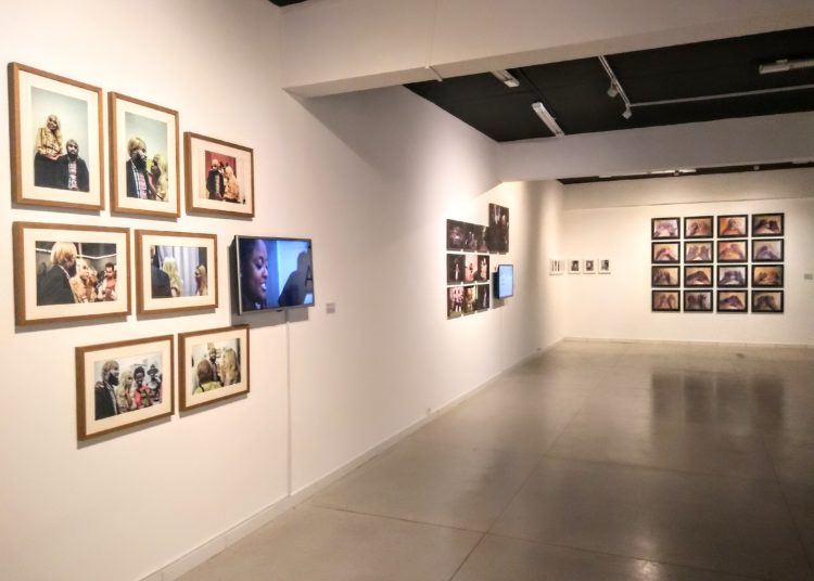 foto da exposição de fotografias do museu de artes plásticas de anápolis