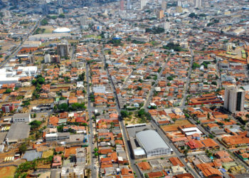 foto aérea da cidade de Anápolis