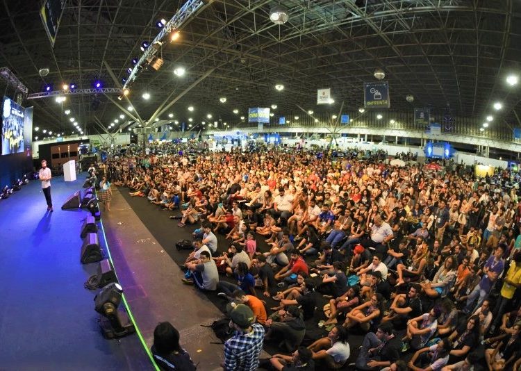 foto do público da campus party