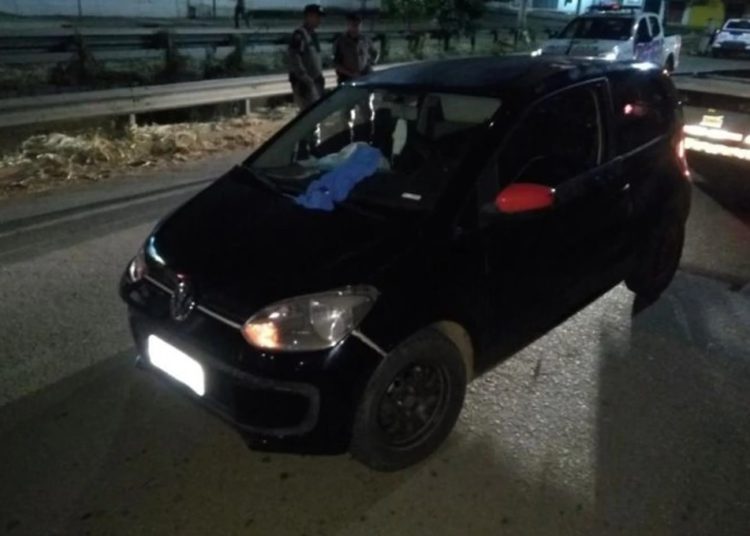 carro do motorista que fugiu de perseguição policial