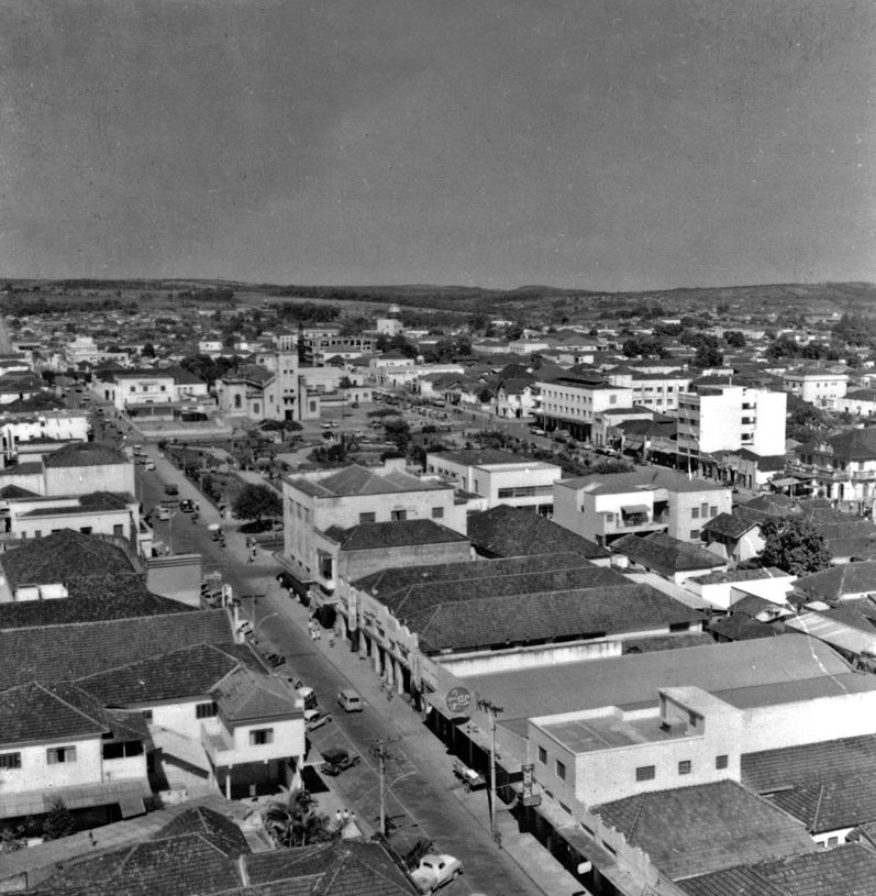 vista aérea de anápolis, durante o ano de 1965. Presente no fragmentos da história.