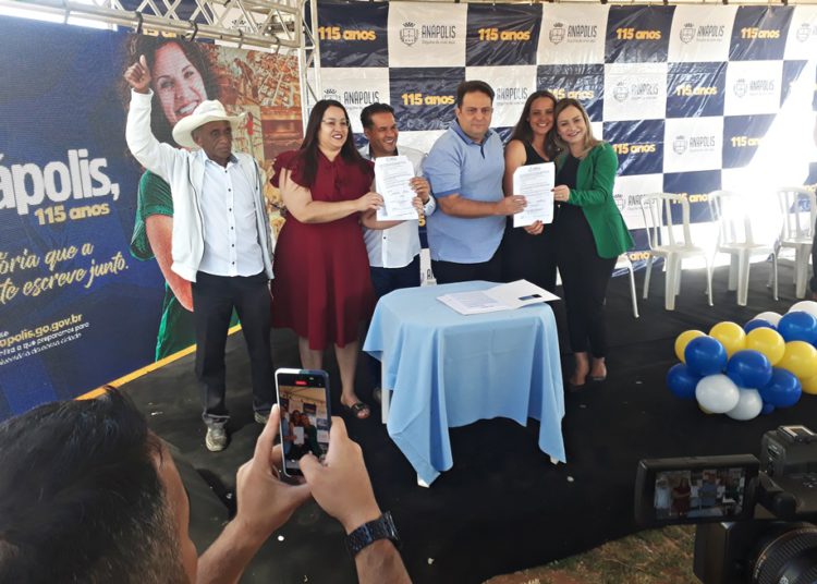 CMEI Dona Iris Vila Esperança Anápolis 115 anos