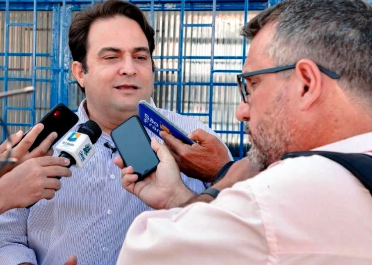 Prefeito Roberto Naves anuncia investimentos em Anápolis