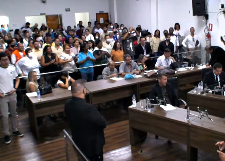 câmara extra 2