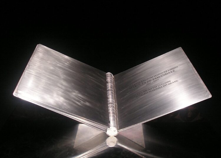 Livro de Aço