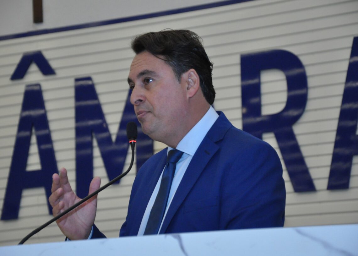 Vereador Jean Carlos, autor do projeto