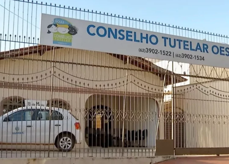 Conselho tutelar em Anápolis. (Foto: Reprodução / TV Anhanguera)