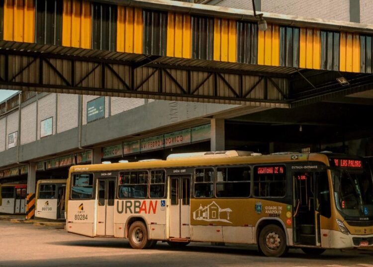 Passageiro; ônibus da Urban