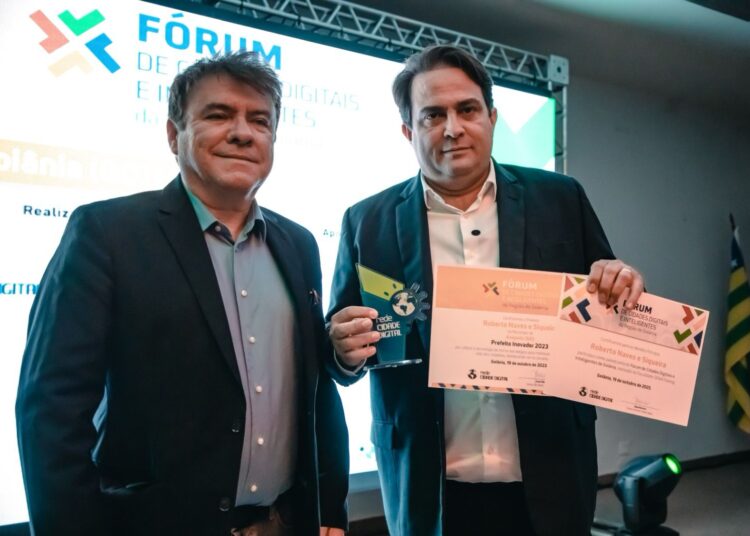 Roberto Naves recebeu e comemorou mais esse reconhecimento à gestão, com projetos inovadores