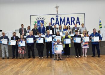 Câmara Municipal de Anápolis realiza a sexta edição em homenagem aos servidores públicos municipais.
Foto: Ismael Vieira