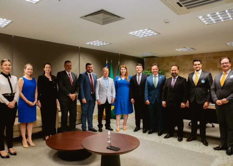 Esforço coletivo envolveu a OAB Anápolis e diversas outras autoridades em reunião no Tribunal de Justiça de Goiás