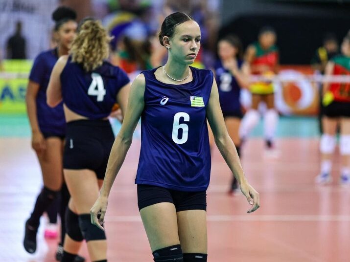 JÚLIA RODOVALHO, central do SuperVôlei Sesi Canaã. Foto: @itss.julliaa