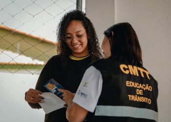 Agentes de Educação no Trânsito vão distribuir material informativo com importantes orientações