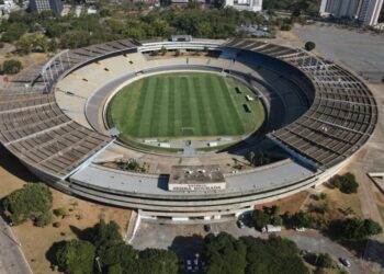 Imagem aérea do Estádio Serra Dourada (Foto: Goinfra)