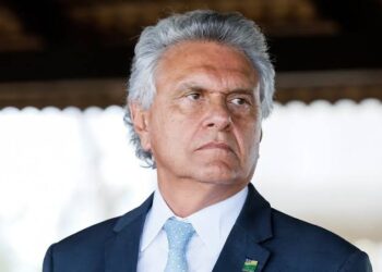 O TRE-GO declarou Ronaldo Caiado inelegível por oito anos por abuso de poder político nas eleições de 2024.