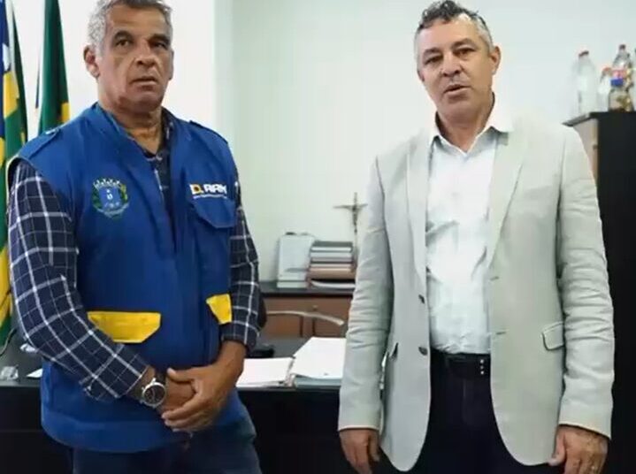Robson Torres mencionou que a falta de compactação adequada e o não cumprimento das normas técnicas criaram esta situação crítica.  Imagem: Reprodução
