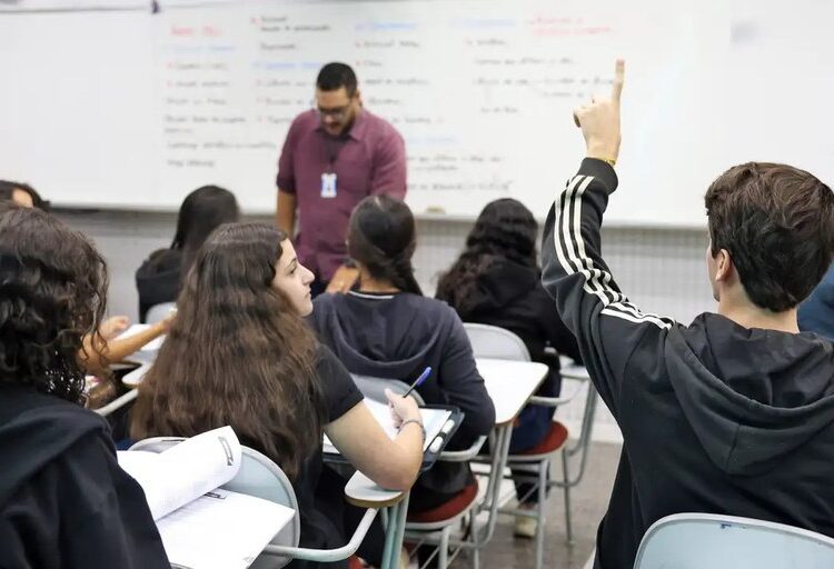 O Mais Professores para o Brasil tem eixos como a atratividade para as licenciaturas e a formação docente. Imagem: Agência Gov