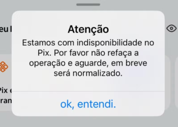 Print de tela de celular que mostra problema no PIX nesta quinta-feira (13) — Foto: Reprodução