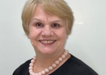 Professora Inez Augusto Borges, coordenadora