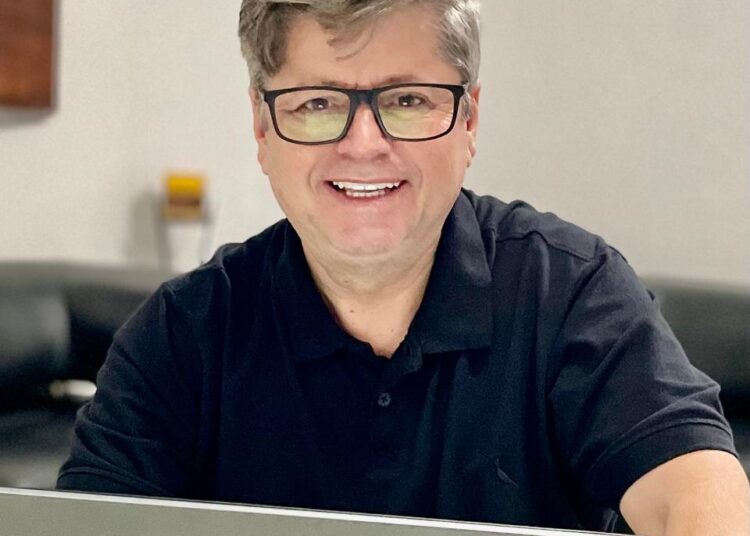Vander Lúcio Barbosa- Jornalista, Publicitário, Diretor e Editor Geral do Contexto