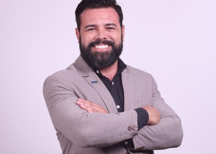 Professor Hélio de Paula