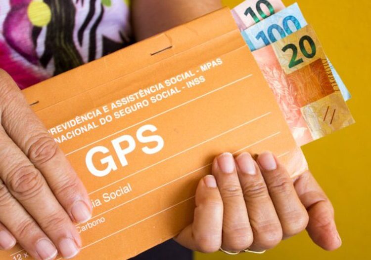 Recolhimento voluntário ao INSS garante proteção previdenciária. Imagem: Reprodução
