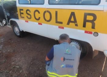 Aproximadamente cinco mil veículos – entre ônibus, micro-ônibus, vans e kombis – realizam transporte escolar em Goiás // Fotos: Arquivo/Detran/GO