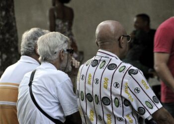 Familiares mais jovens devem orientar idosos na vigilância contra a investida de golpistas - Arquivo ALMG
Foto: Willian Dias