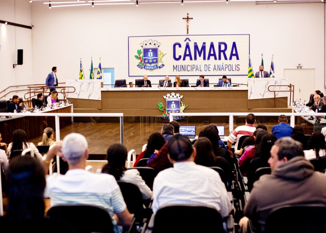 Câmara Municipal- Plenário- Divilgação