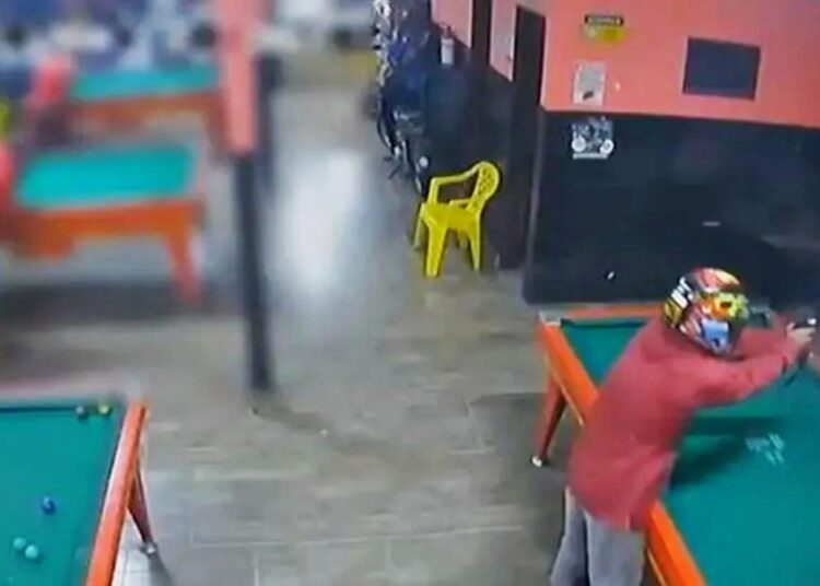 Pesquisa aponta que 53% enfrentam ameaças de pessoas em situação de rua e 46% já sofreram roubos ou furtos nos próprios estabelecimentos.  Imagem: Reprodução
